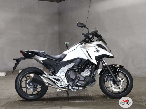 Мотоцикл HONDA NC 750X 2021, Белый фото 2