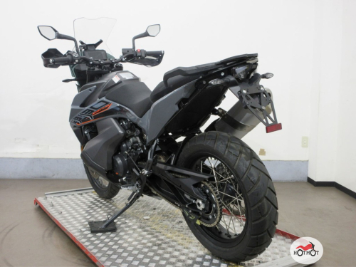 Мотоцикл KTM 890 Adventure 2021, серый фото 4