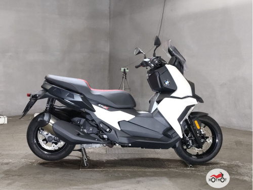 Скутер BMW C 400 X 2020, Белый фото 2