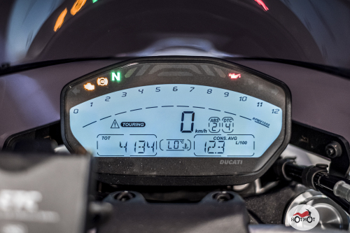 Мотоцикл DUCATI Monster 821 2015, БЕЛЫЙ фото 9