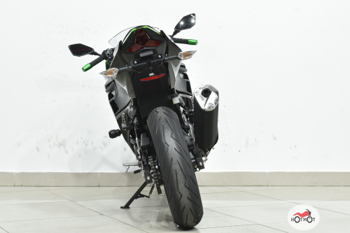 Мотоцикл KAWASAKI Ninja 400 2020, Зеленый фото 6