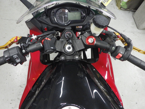 Мотоцикл KAWASAKI Z 1000SX 2015, Красный фото 11