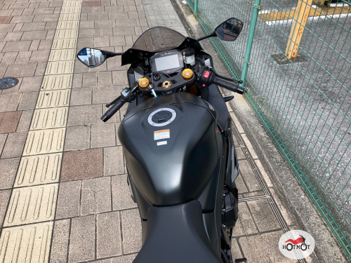 Мотоцикл SUZUKI GSX-R 1000 2022, СЕРЫЙ фото 5