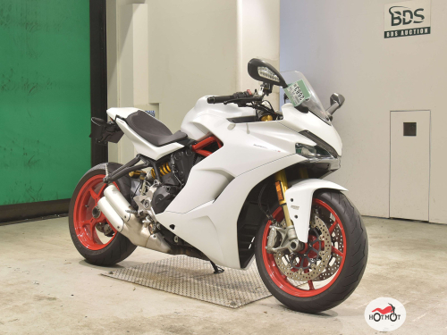Мотоцикл DUCATI SuperSport 2018, белый фото 3