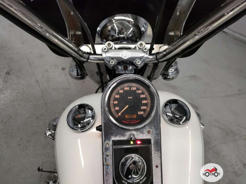 Мотоцикл HARLEY-DAVIDSON Heritage 2000, Белый фото 5