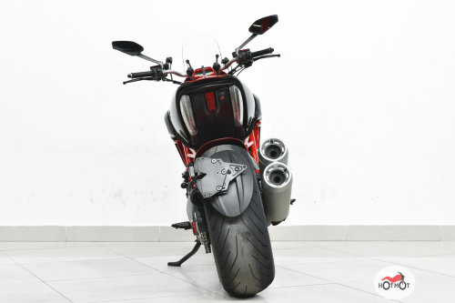 Мотоцикл DUCATI Diavel 2012, Красный фото 6