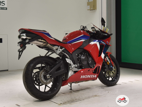 Мотоцикл HONDA CBR 600RR 2021, Красный фото 9