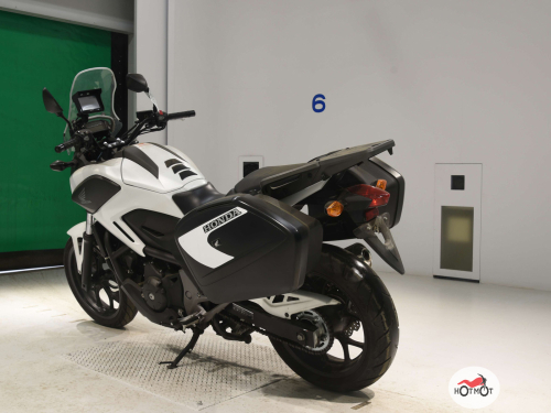 Мотоцикл HONDA NC 750X 2014, Белый фото 6