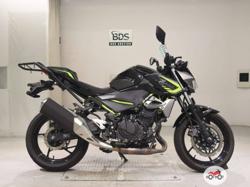 Мотоцикл KAWASAKI Z 400 2020, черный фото 2