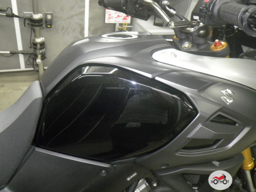 Мотоцикл SUZUKI V-Strom DL 1000 2015, Черный фото 10
