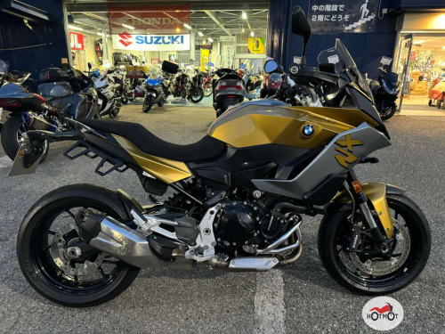 Мотоцикл BMW F 900 XR 2020, желтый фото 5