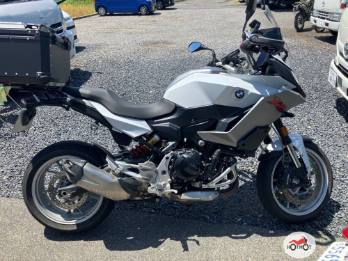 Мотоцикл BMW F 900 XR 2021, Белый фото 2