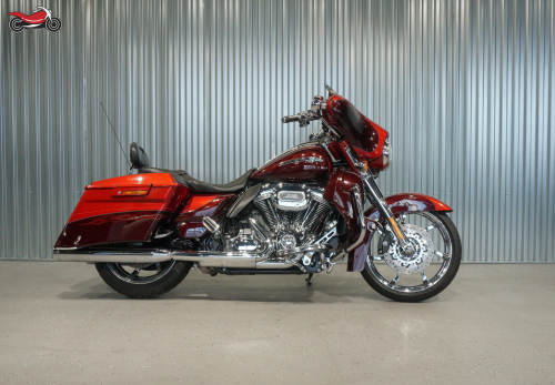 Мотоцикл Harley-Davidson CVO Street Glide 2011, КРАСНЫЙ