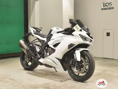 Мотоцикл KAWASAKI ZX-6 Ninja 2020, белый фото 3