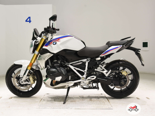Мотоцикл BMW R 1250 R 2021, белый