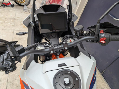 Мотоцикл KTM 1290 Super Adventure R 2023, БЕЛЫЙ фото 8