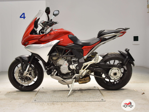 Мотоцикл MV AGUSTA Turismo Veloce 800 2015, Красный