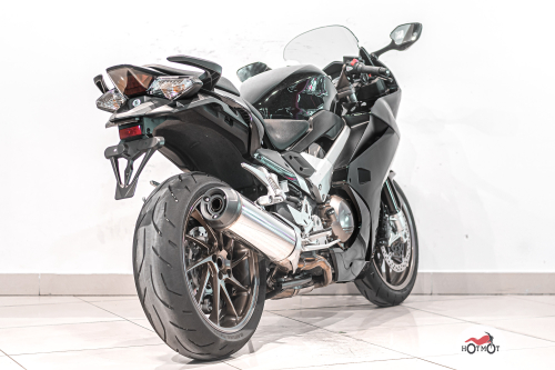 Мотоцикл HONDA VFR 800 2015, Черный фото 7