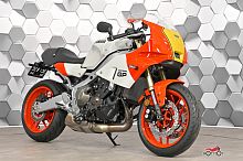 Мотоцикл YAMAHA XSR900 2024, Белый