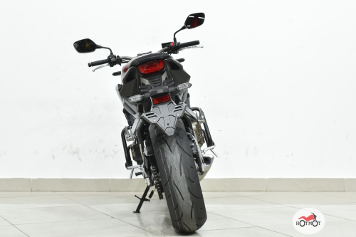 Мотоцикл HONDA CB 650R 2022, Красный фото 6