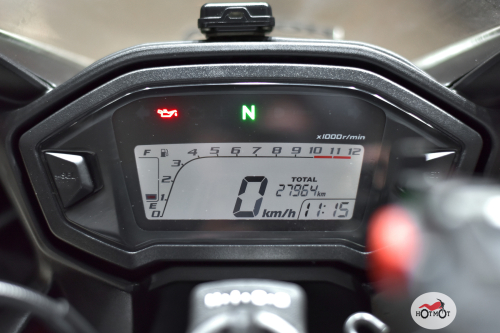 Мотоцикл HONDA CBR 400R 2013, БЕЛЫЙ фото 9