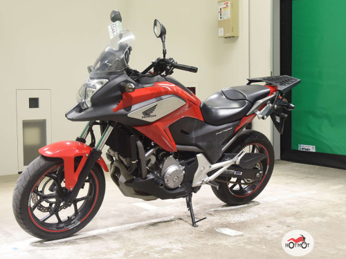 Мотоцикл HONDA NC 700X 2012, Красный фото 3