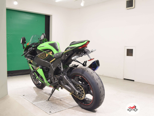 Мотоцикл KAWASAKI ZX-10 Ninja 2020, Зеленый фото 6