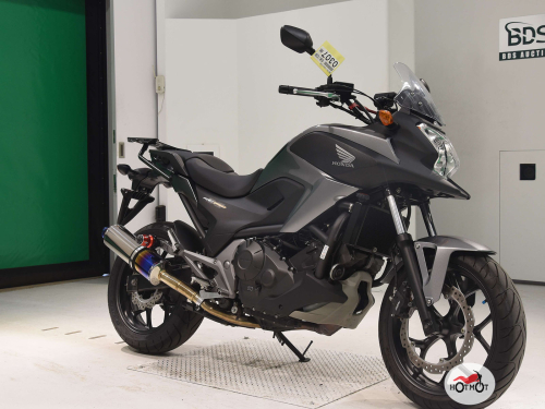 Мотоцикл HONDA NC 750X 2014, серый фото 3