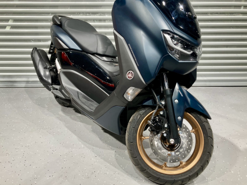 Скутер Yamaha NMAX 2024, ЗЕЛЕНЫЙ фото 6