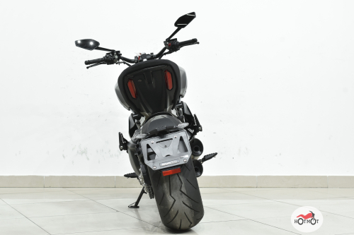 Мотоцикл DUCATI Diavel 2020, СЕРЫЙ фото 6