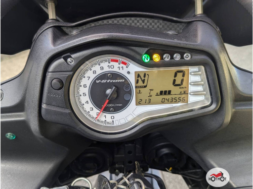 Мотоцикл SUZUKI V-Strom DL 650 2014, серый фото 5