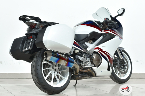 Мотоцикл HONDA VFR 800 2019, Белый фото 7