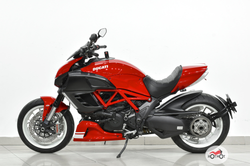 Мотоцикл DUCATI Diavel 2013, Красный фото 4