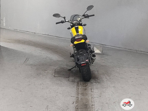 Мотоцикл DUCATI Scrambler 800 2016, желтый фото 4