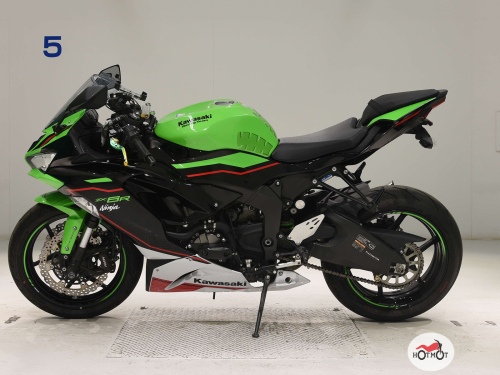 Мотоцикл KAWASAKI ZX-6 Ninja 2021, Зеленый