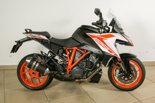 Мотоцикл KTM 1290 Super Duke GT 2019, Черный фото 5