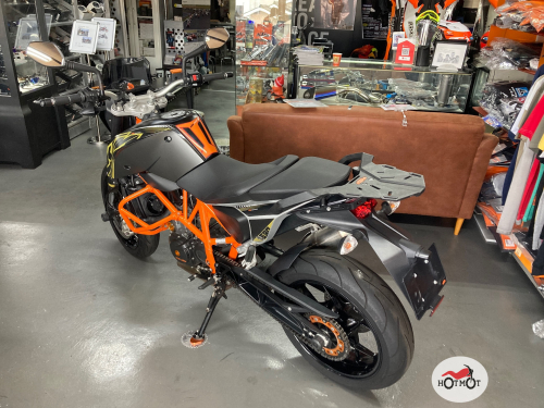 Мотоцикл KTM 690 Duke 2015, Черный фото 3
