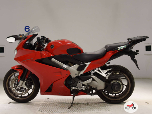 Мотоцикл HONDA VFR 800 2014, Красный