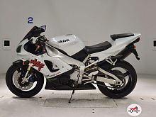 Мотоцикл YAMAHA YZF-R1 1999, белый