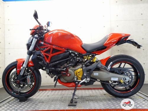 Мотоцикл DUCATI Monster 821 2015, Красный