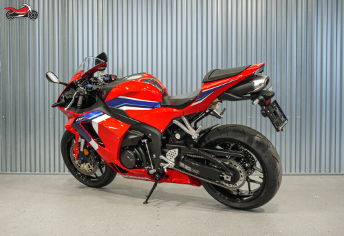 Мотоцикл HONDA CBR 600RR 2022, КРАСНЫЙ фото 6