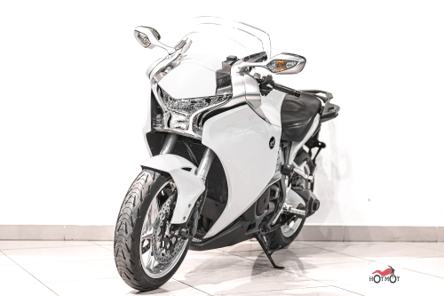 Мотоцикл HONDA VFR 1200  2013, БЕЛЫЙ фото 2