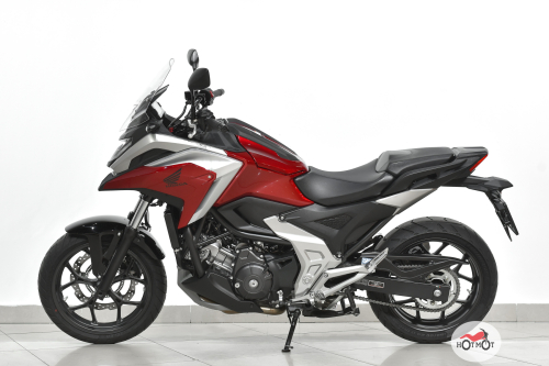 Мотоцикл HONDA NC 750X 2023, Красный фото 4