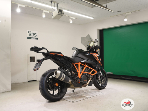 Мотоцикл KTM 1290 Super Duke GT 2019, Черный фото 5