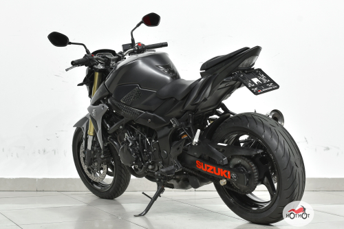 Мотоцикл SUZUKI GSR 750 2015, черный фото 8