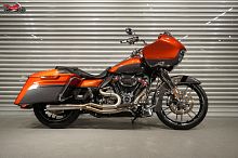 Мотоцикл Harley-Davidson CVO Road Glide 2017, ОРАНЖЕВЫЙ