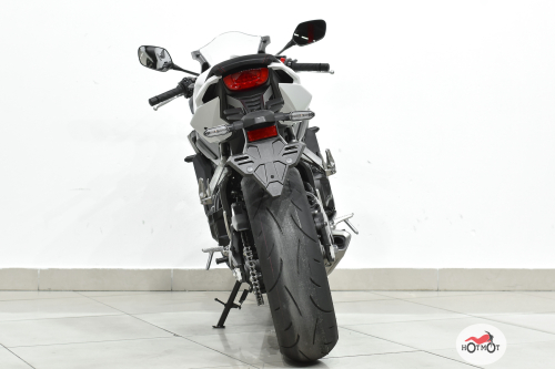 Мотоцикл HONDA CBR 650R 2023, Белый фото 6