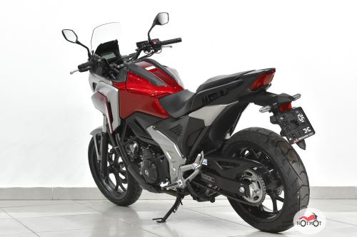 Мотоцикл HONDA NC 750X 2023, Красный фото 8