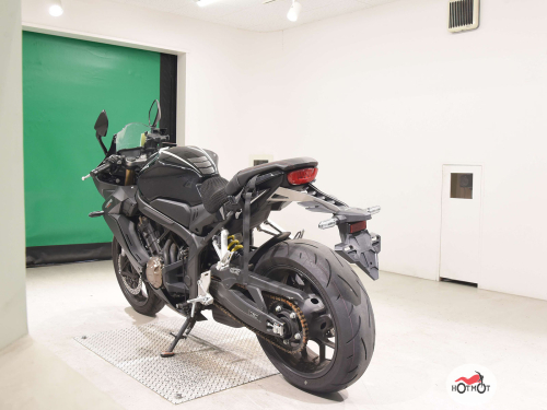 Мотоцикл HONDA CBR 650R 2021, черный фото 6
