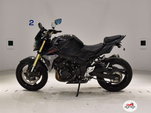 Мотоцикл SUZUKI GSR 750 2013, черный